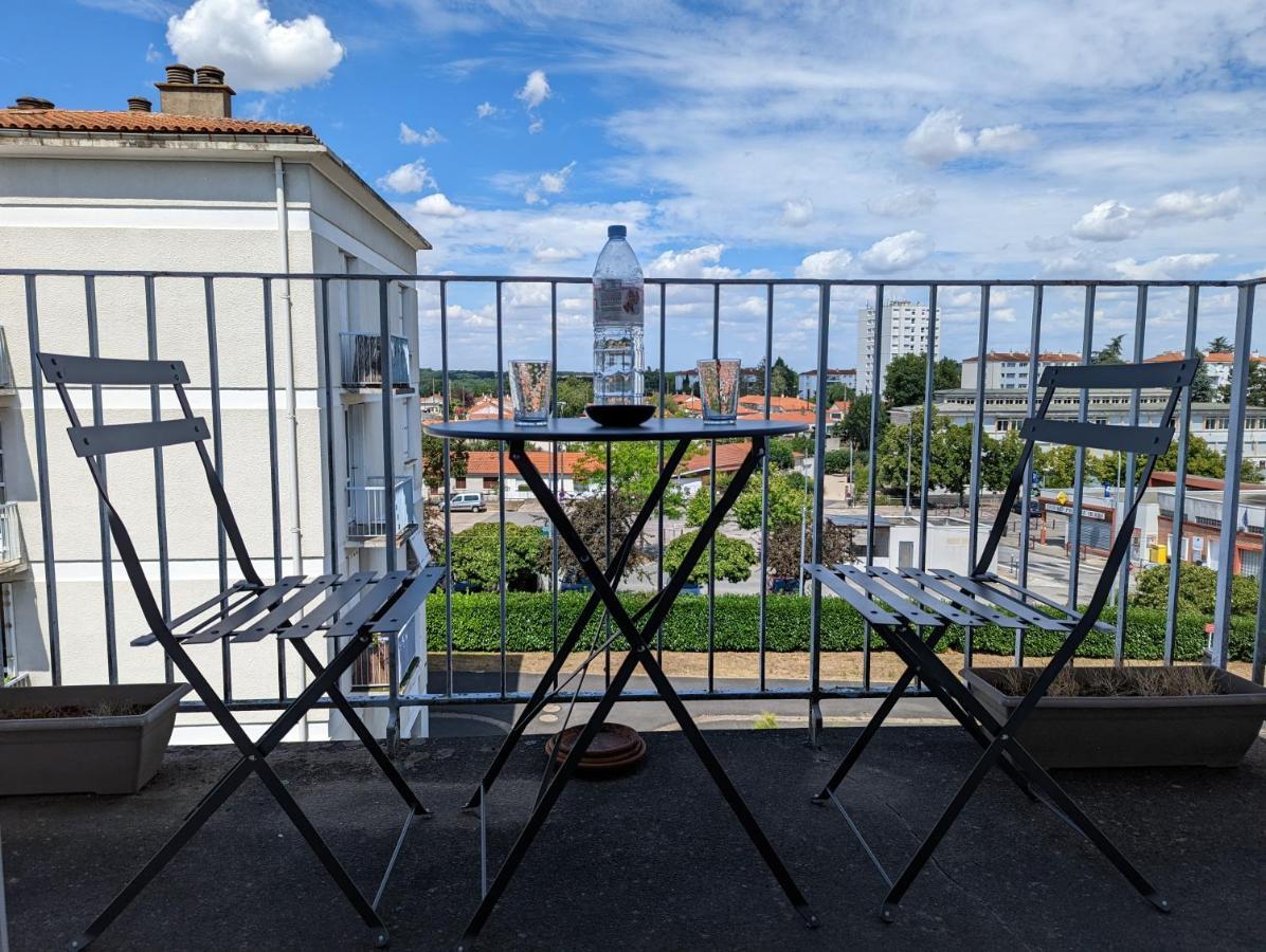 Bellejoie - Appartement T3- Poitiers Sud - Direct Futuroscope - Parking Et Wifi Gratuit Exterior photo